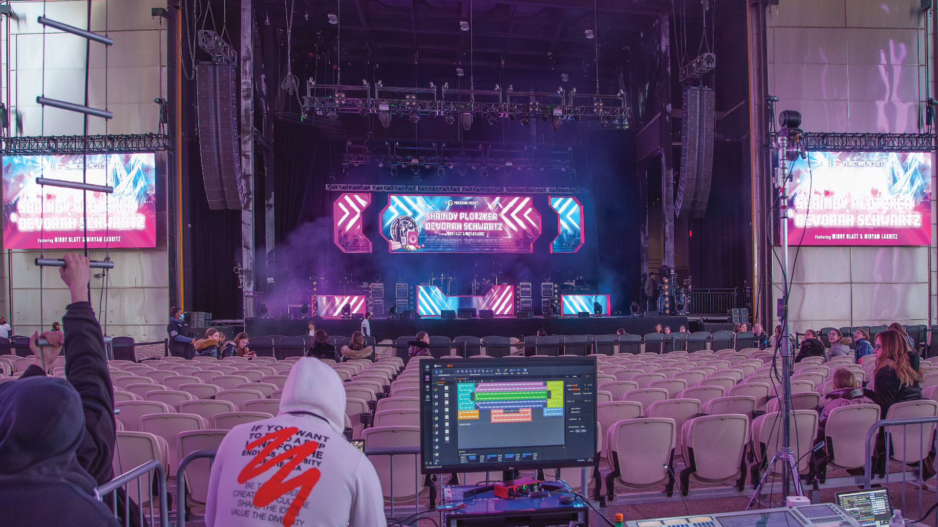 Lighting Fixtures That Ignored Cues